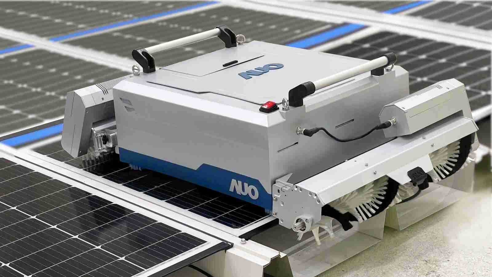 MG电玩致力EPC场域技术升级，，导入清洁机器人搭配传感器与AI数据分析，，，，大幅减少维运成本