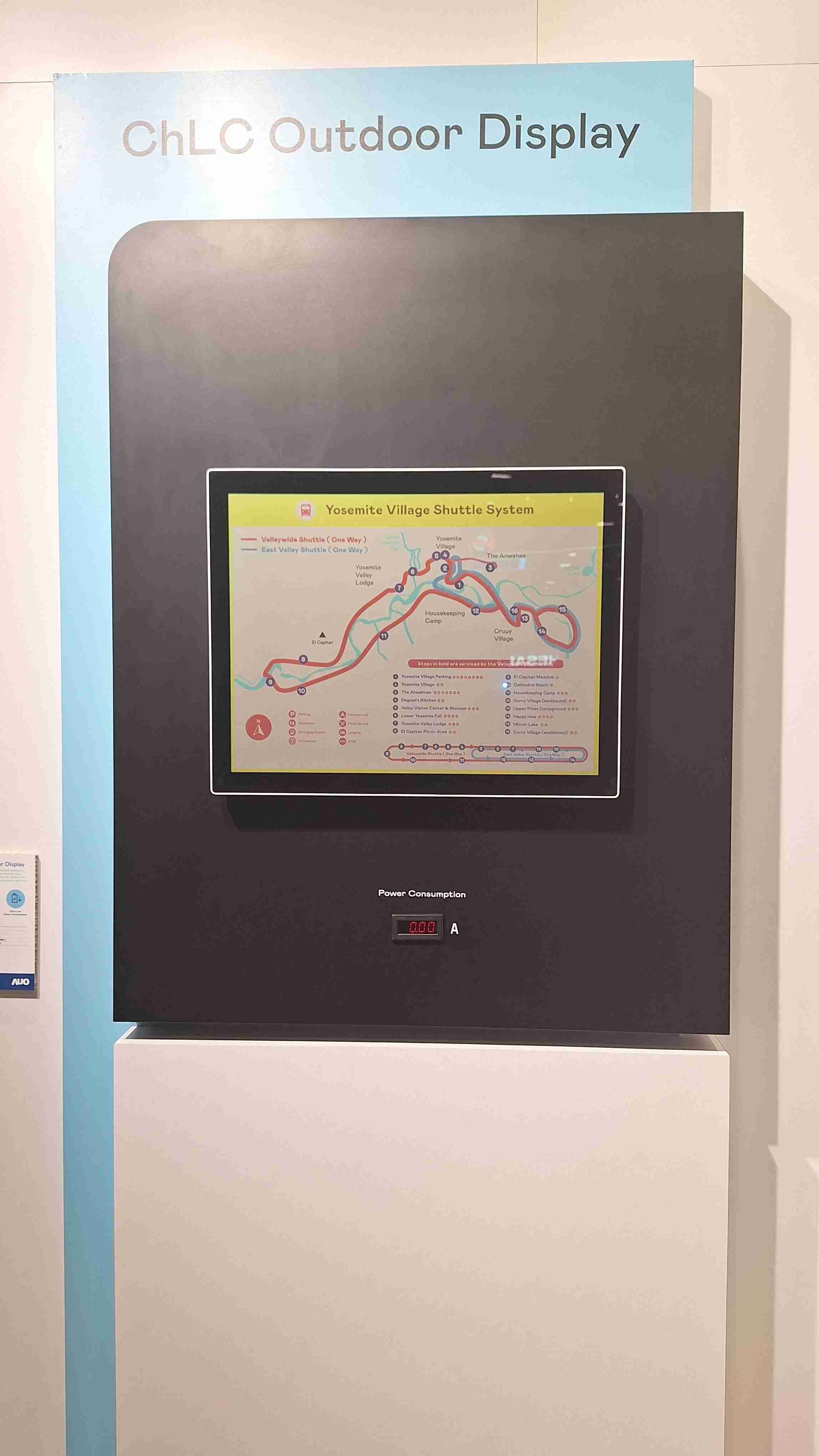 MG电玩的「胆固醇液晶超低耗能户外全彩显示器」不只环保省电，，，，且符合户外严苛使用环境，，，拥有在摄氏-30度至85度下的宽温使用优势，，并且强光愈强愈能呈现绝佳的色彩饱和度及显示效果，，，易于安装的特性将成为户外电子看板的新首选。。。